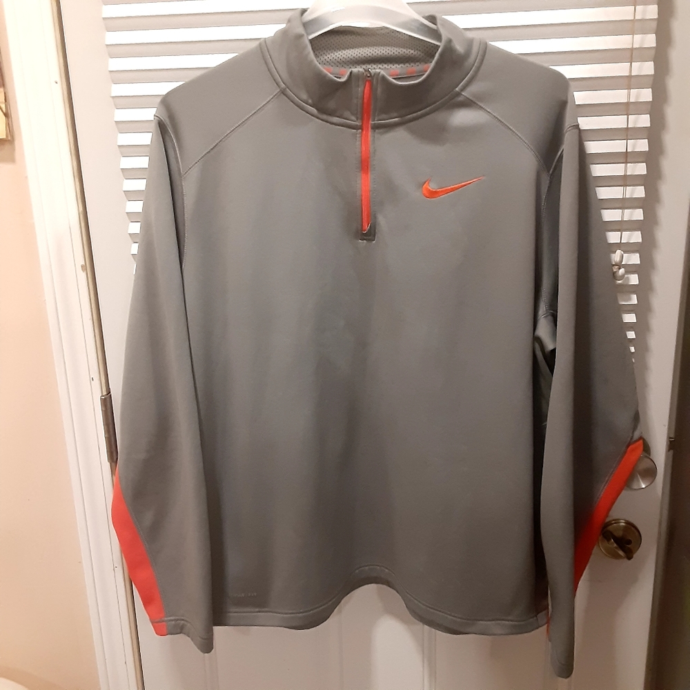 Nike Vintage Mens ¼ zip up pullover Sweatshirt.  Size XXL